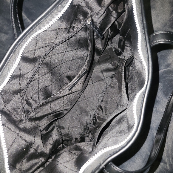 Michael Kors black and white tote - Picture 7 of 7